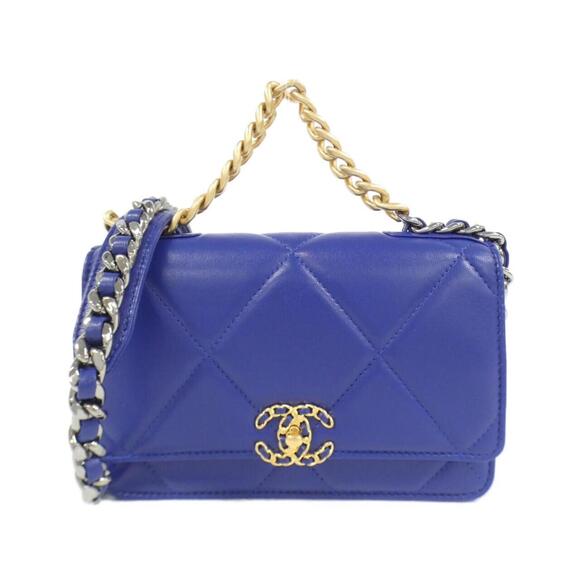 CHANEL Handbags - CHANEL Wallet